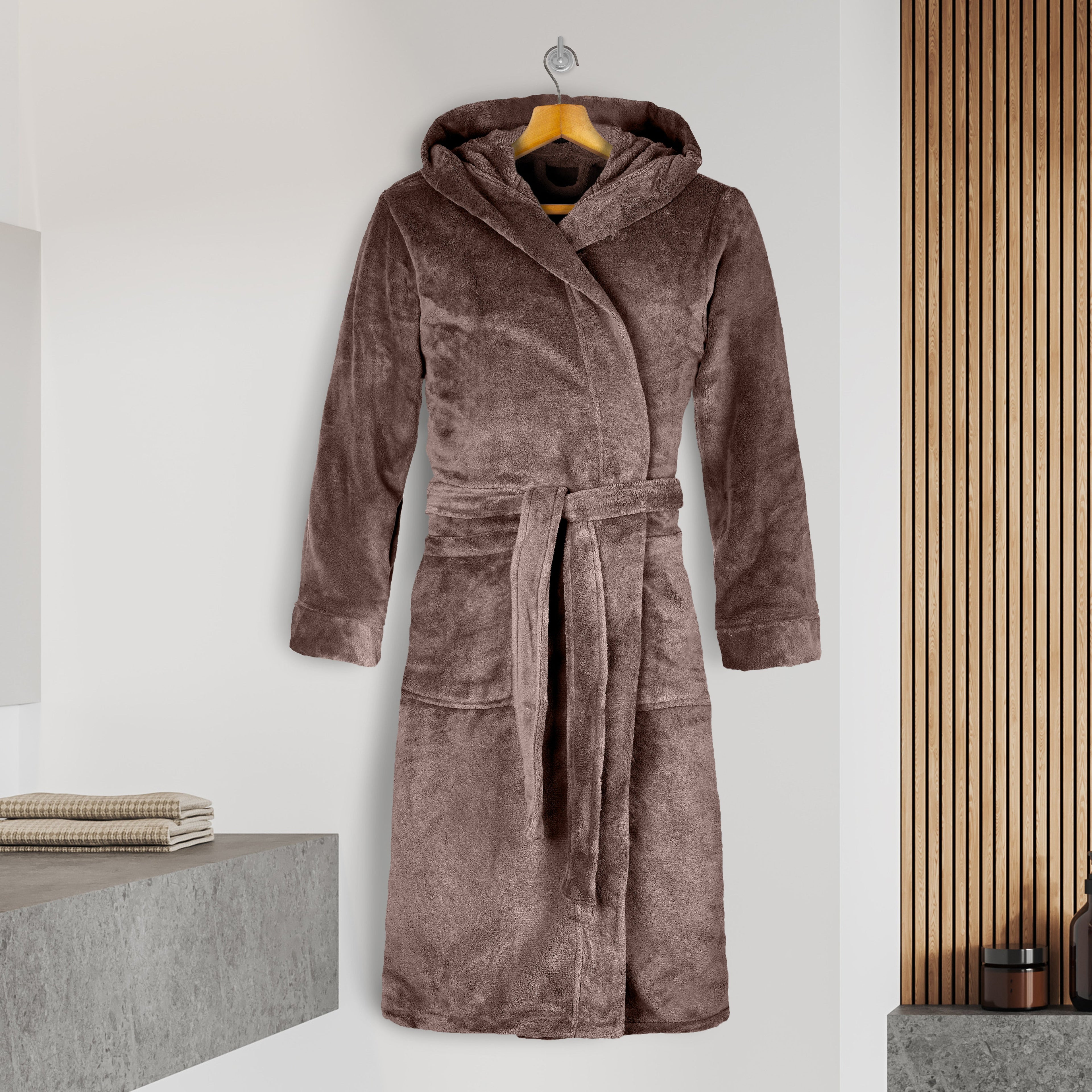 Men Hooded Velvet Fleece Long Bathrobe