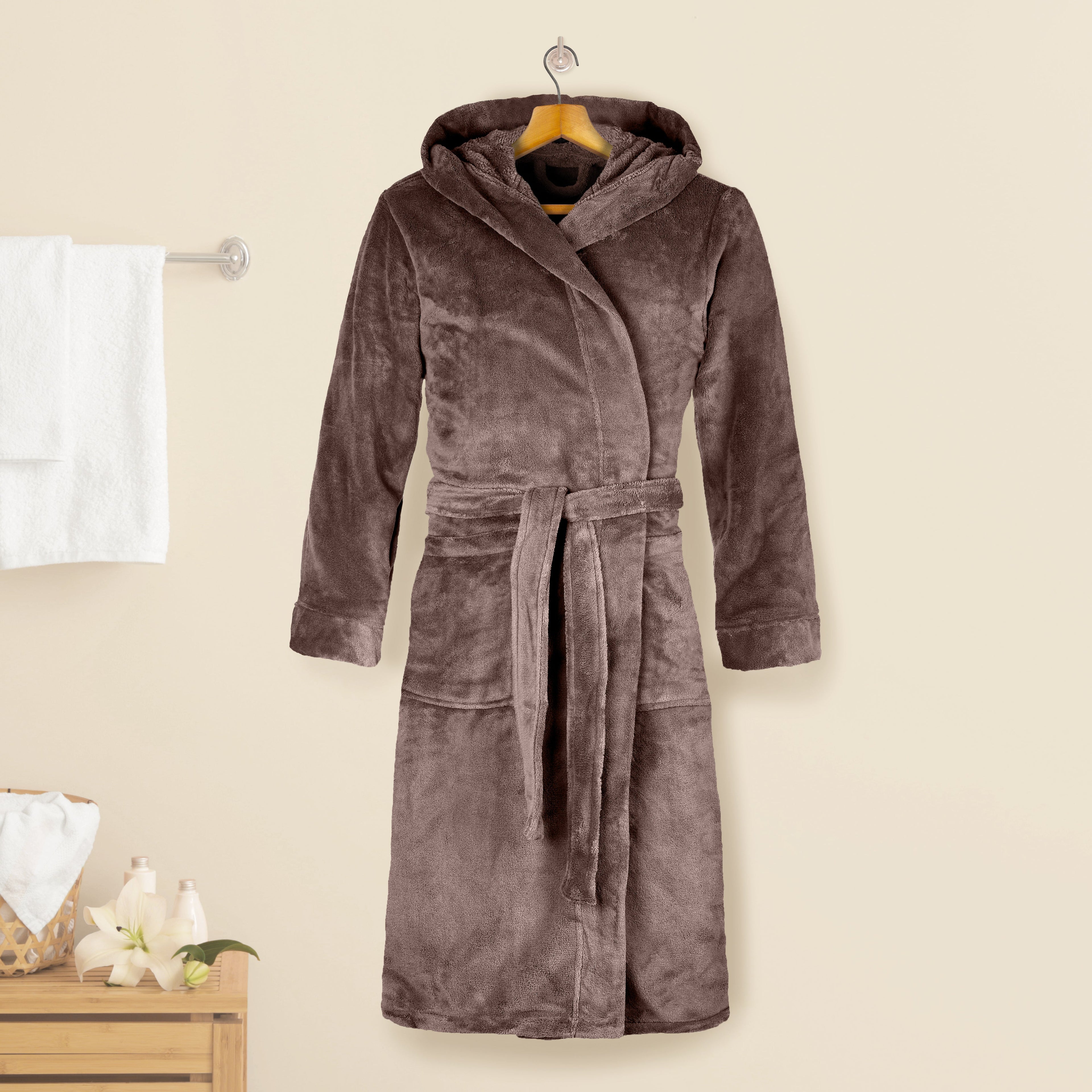 Women Hooded Velvet Fleece Long Bathrobe